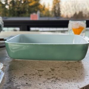 Vintage Pyrex 507-B Spring Green Rectangle Casserole Dish — Ovenware US